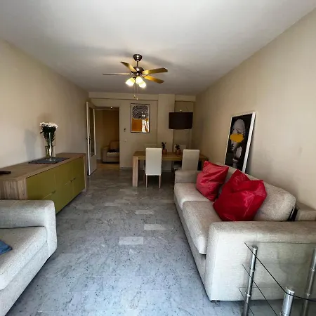 Mimosas -2 Rooms-terrace-city Center -air Conditioning