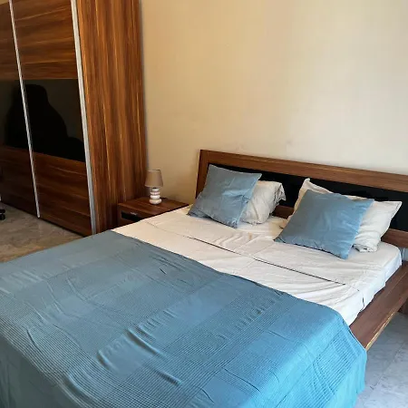 Apartment Mimosas -2 Rooms-terrace-city Center -air Conditioning